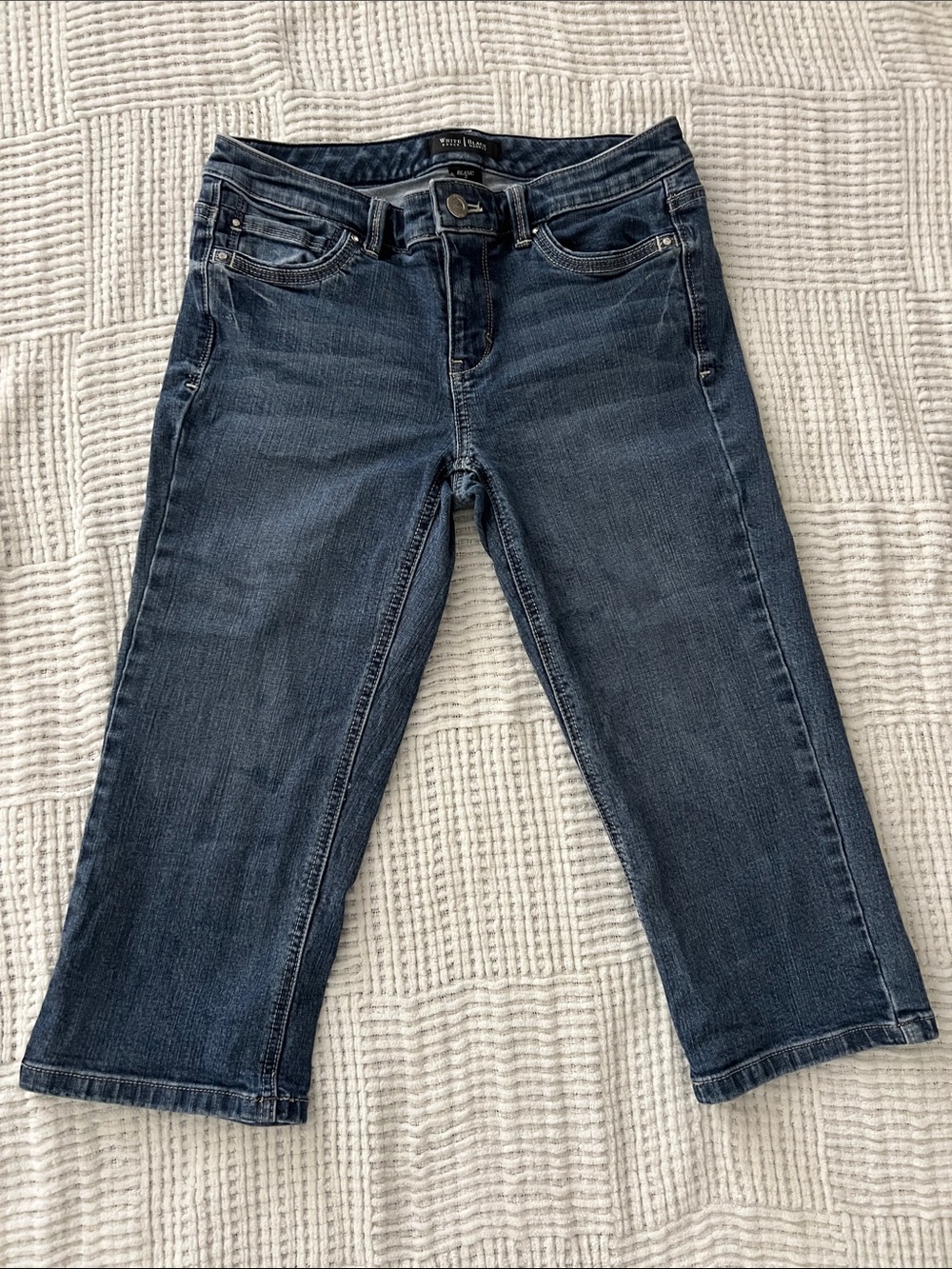 White House Black Market Dark Blue Cropped Jeans
